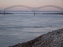 The Hernando de Soto Bridge in Memphis, Tennessee (2009) Memphis Bridge.jpg