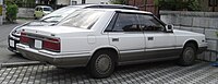 Rear view of fifth generation Laurel (pre-facelift)