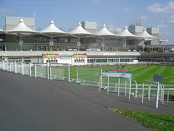 Trường đua ngựa Sandown Park