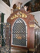 Capilla del santo, reconstrucción barroca de la capilla donde se retiró como eremita, en la parroquia de S. Wolfgang im Salzkammergut