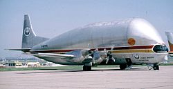 'n Super Guppy by die Paryse lugskou in 1981