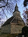 Kirche mit Mauer