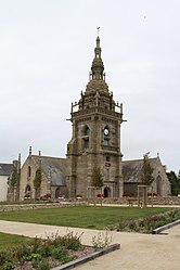 The parish church of Saint-Pol-Aurélien