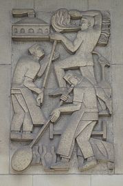 Œuvre monumentale sur la façade du palais des expositions de Charleroi (1953).