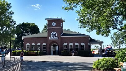 Train depot at Bay Beach Amusement Park