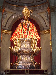 Saint Fermin, honored in Pamplona Busto de San Fermin. Iglesia de San Lorenzo de Pamplona.JPG