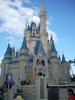English: A picture of the Cinderella Castle at...