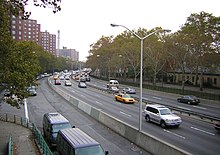 FDR Drive seen from the 6th Street overpass in 2008 Fdr8north.JPG