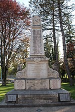 monument aux morts de Montréal-la-Cluse