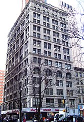 El Mutual Reserve Building en 305 Broadway, construido entre 1892 y 1894