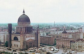По времето на ГДР, църквата „Св. Николай“ е частично възстановена, останките от палатът Барберини са премахнати, а на мястото на някогашния Градски дворец е изграден паркинг за автомобили (1972 г.).