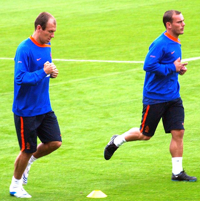 640px Robben Sneijder
