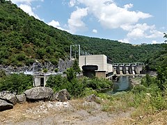 La centrale du Pouget et le barrage du Truel.