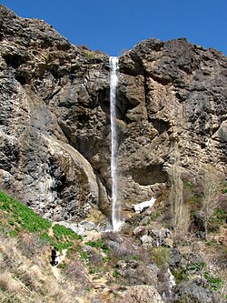 آبشار سنگان، در نزدیکی روستای سنگان