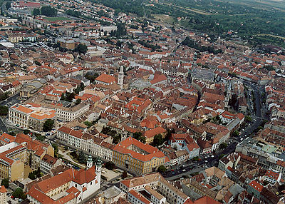 http://upload.wikimedia.org/wikipedia/commons/thumb/5/5a/Sopron_city.jpg/400px-Sopron_city.jpg