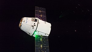 SpaceX CRS-16 Dragon приближается к МКС (2) .jpg