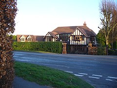 Suburban Leatherhead - geograph.org.uk - 690416.jpg