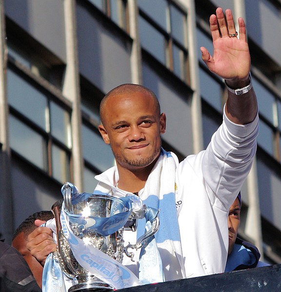 576px-Vincent_Kompany_-_Parade_2014.jpg