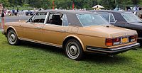 1982 Rolls-Royce Silver Spur US model, rear left (Lime Rock).jpg