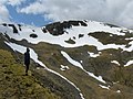 Blick vom Grat zum A’ Chioch nach Westen zum Gipfel des A’ Chràlaig