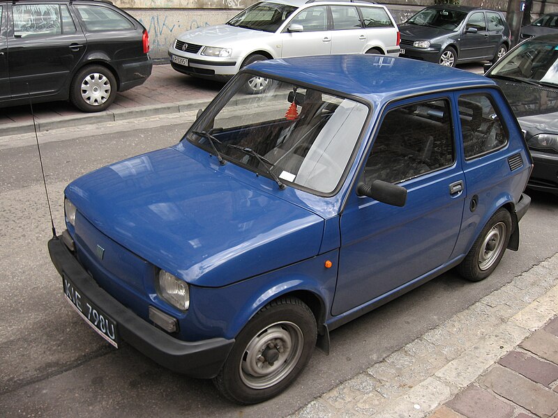 FileBlue Fiat 126 elx Maluch Town on Loreta ska street in Krak wjpg