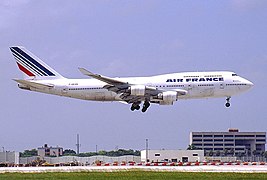 F-GEXB retiré du service (ici en 2001)[124]