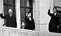 Kōjun e Hirohito durante la cerimonia d'investitura a principe ereditario del figlio Akihito il 10 novembre 1952
