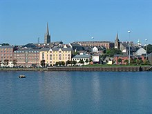 Derry Waterfront - geograph.org.uk - 2166.jpg