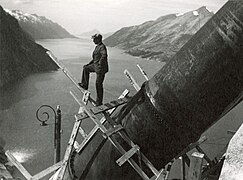 Fra byggingen av rørgaten til Glomfjord kraftverk i Glomfjord rundt 1918.