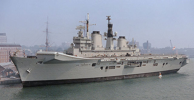 640px-HMS_Illustrious_1.jpg