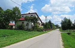 Roadside house in Kraszewo-Falki