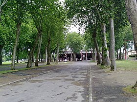 Vue extérieure des arènes Maurice-Lauched'Aire-sur-l'Adour.