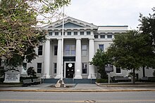 Историческое здание суда округа Бревард в Титусвилле.