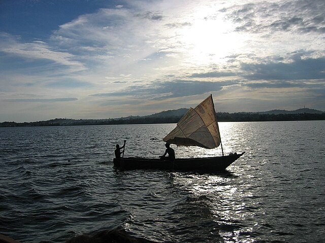 Embarcation sur le lac Victoria, le plus grand lac d'Afrique.