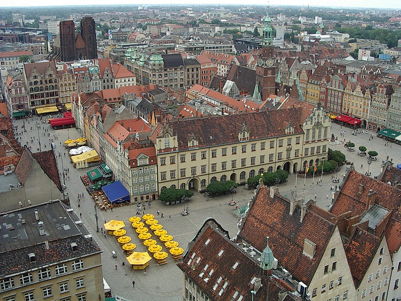 Rynek we Wrocławiu, mercato generale, Breslavia (http://en.wikipedia.org/wiki/Market_Square)