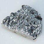 Antimony, நீல மணிக் கற்கள்