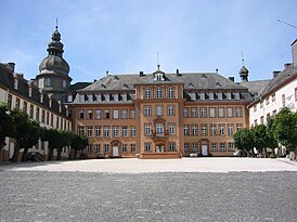 Фасадная часть замка Берлебург