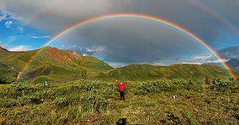 Dupla és egyúttal teljes szivárvány. Alaszka, Wrangell-St. Elias Nemzeti Park