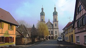 Vue du village et de l'église.