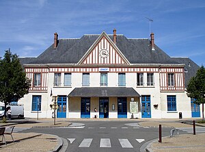 Gare de Gisors 01.jpg
