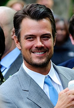 Josh Duhamel 2009.jpg