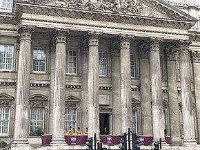 Proclamation on the steps of the Royal Exchange in the City of London King Charles III is proclaimed from the Royal Exchange, London. (52347543890).jpg