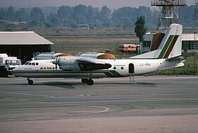 Un Antonov An-24 de la Balkan Bulgarian Airlines, similaire à celui de l'incident.