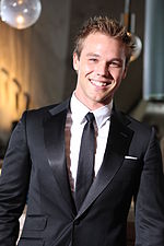 Miniatura para Lincoln Lewis