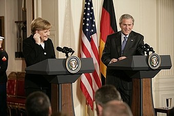 Angela Merkel und George W. Bush in Washington