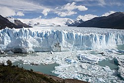 Ледникът Перито Морено през 2005 г.
