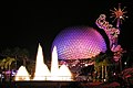 Spaceship Earth et Fountain of Nations, Epcot, Orlando.