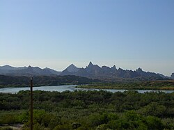 Looking down stream towards the Needles Peak Mountains in the Topock Gorge.