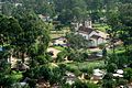 Vista aérea de uma parte de Uaco Cungo, com a Igreja Matriz ao centro, em 2009.