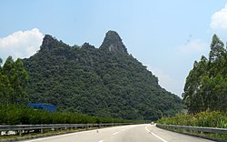 黄姚鎮付近の包茂高速道路